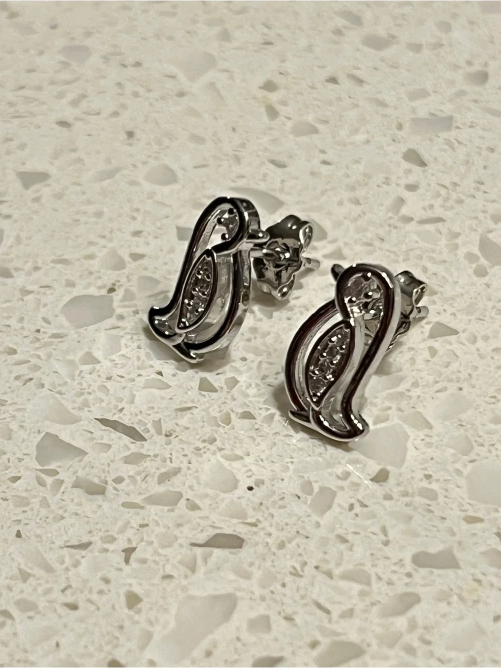 Cute penguin stud earrings‎